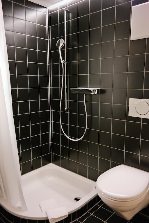 ホテル ガストハウス クレステルリ Ruswil 部屋 写真